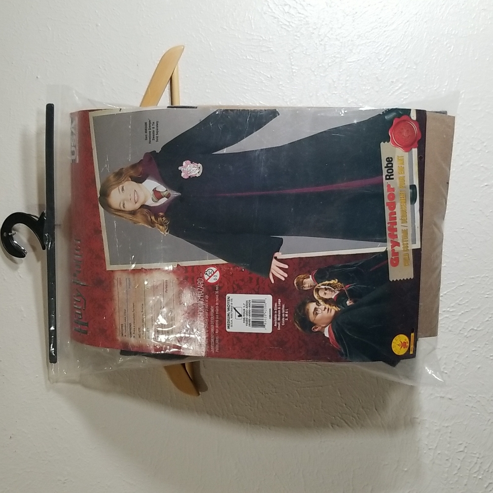 Harry Potter Gryffindor Robe Size M (8 - 10) Costume - Picture 8 of 8